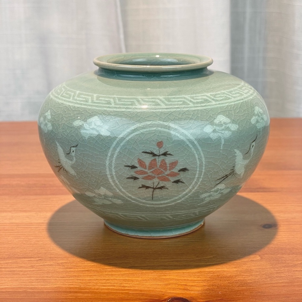Korean Celadon Vase 4" Tall Bulbous Jar with Red Flowers Crane Decoration Sage